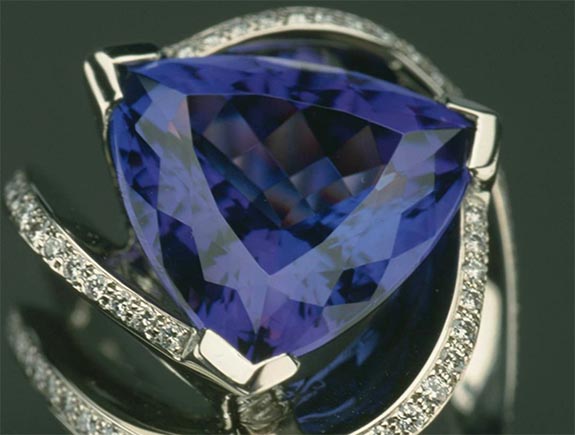 1960s Flashback: Newly Discovered 'Blue Zoisite' Gets Rebranded as