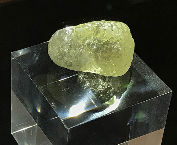 Smithsonian Insider – 500 carats of rough diamonds donated to