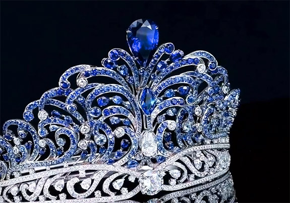 45-Carat Sapphire Atop Miss Universe Crown Symbolizes Brighter Future ...